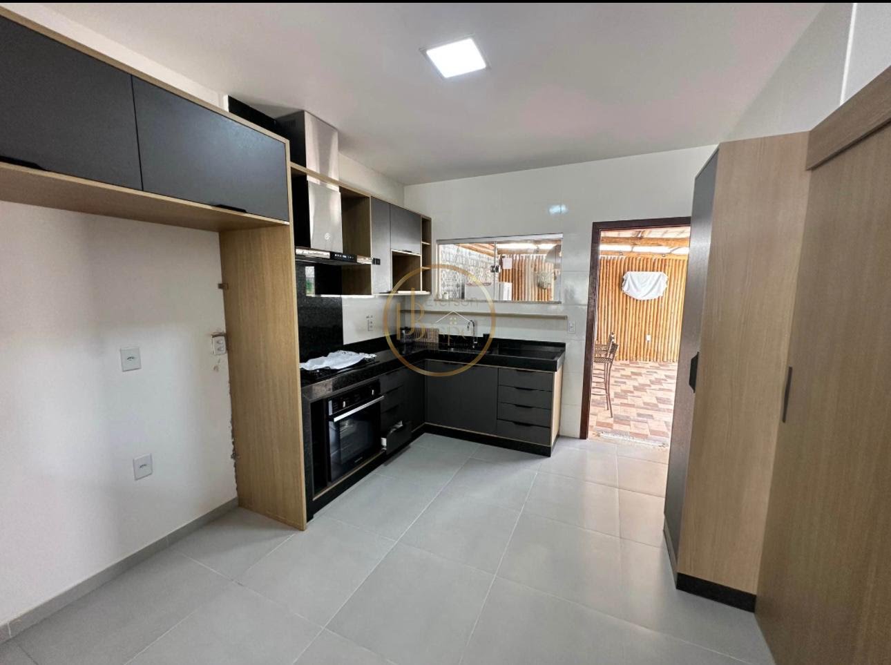Apartamento à venda com 3 quartos, 1 suíte, 1 vaga e 120m² no Alto Taperapuan, Porto Seguro (BA) — foto 2 de 14