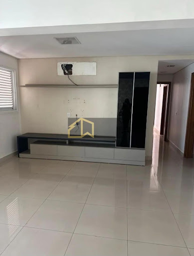 Apartamento em Village Veneza  -  Goiânia