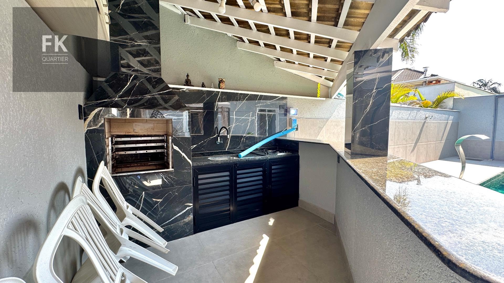 Casa à venda com 4 quartos, 2 suítes, 4 vagas e 360m² no Alphaville, Santana de Parnaíba (SP) — foto 4 de 18