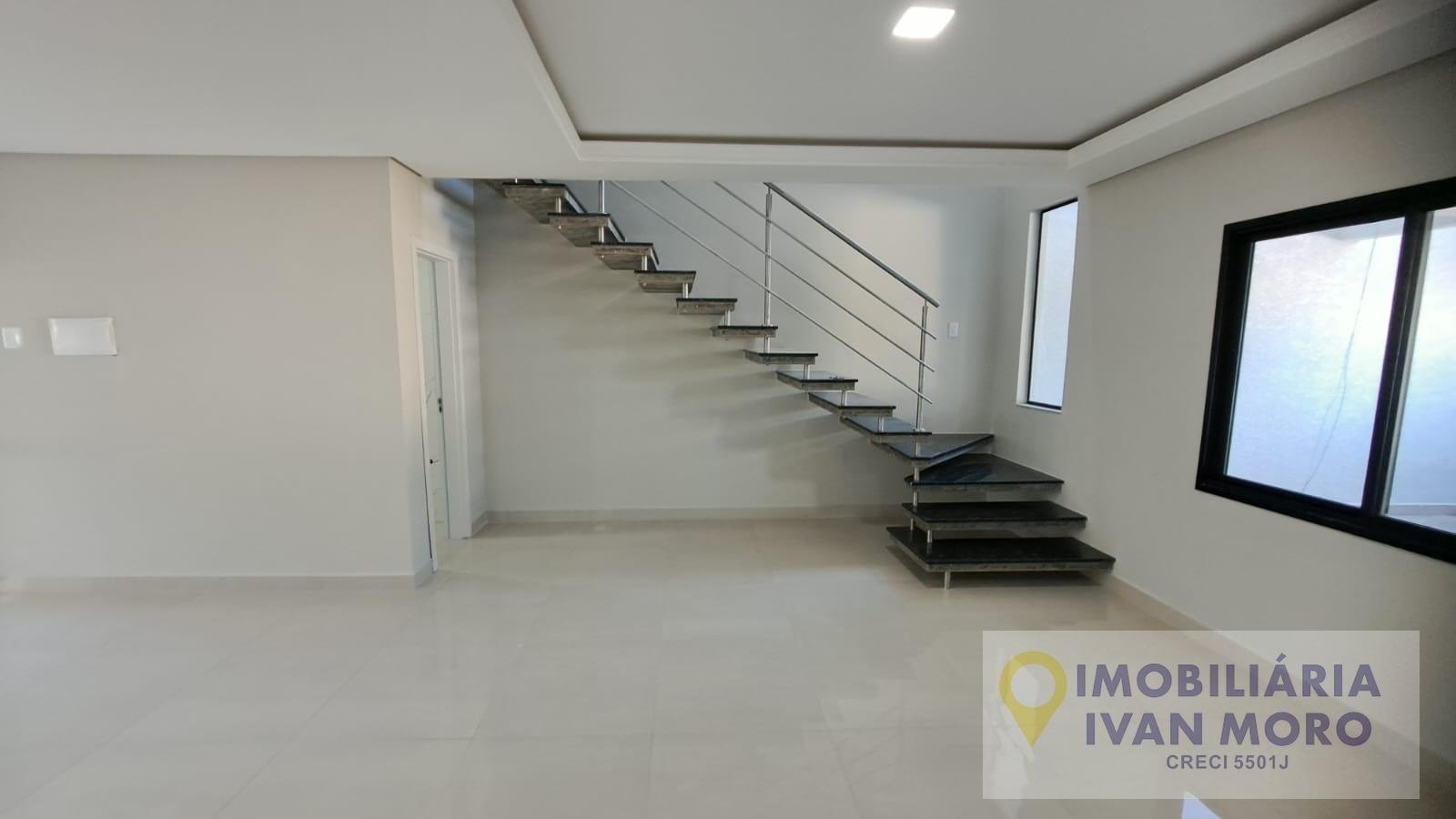Casa à venda com 3 quartos, 1 suíte, 2 vagas e 140m² no Ingleses do Rio Vermelho, Florianópolis (SC) — foto 2 de 25