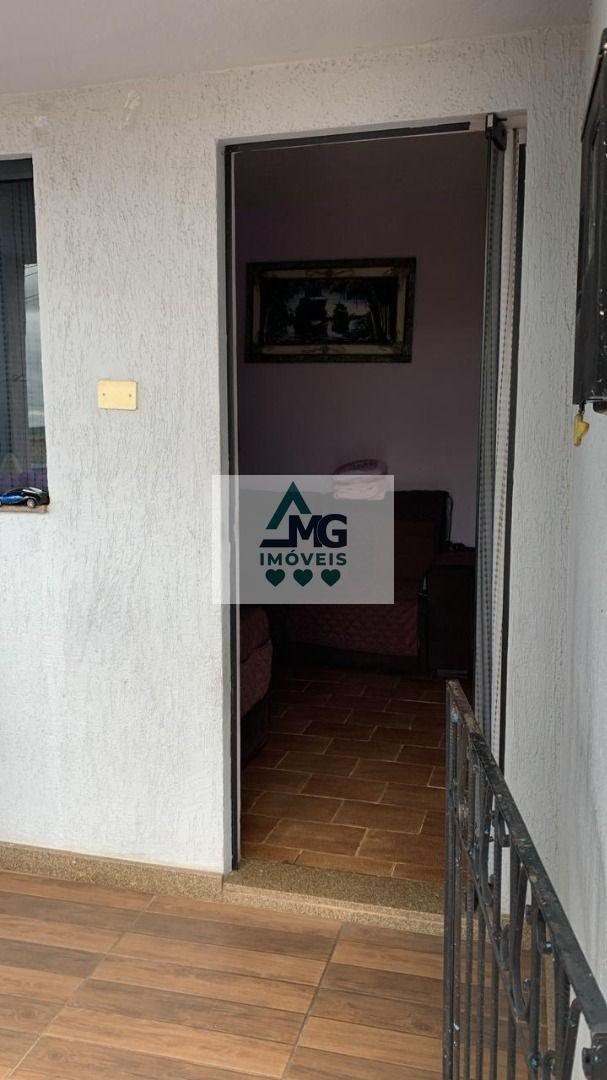 Casa à venda com 4 quartos, 1 suíte, 2 vagas e 200m² no Vila Bela Vista, Três Corações (MG) — foto 7 de 30