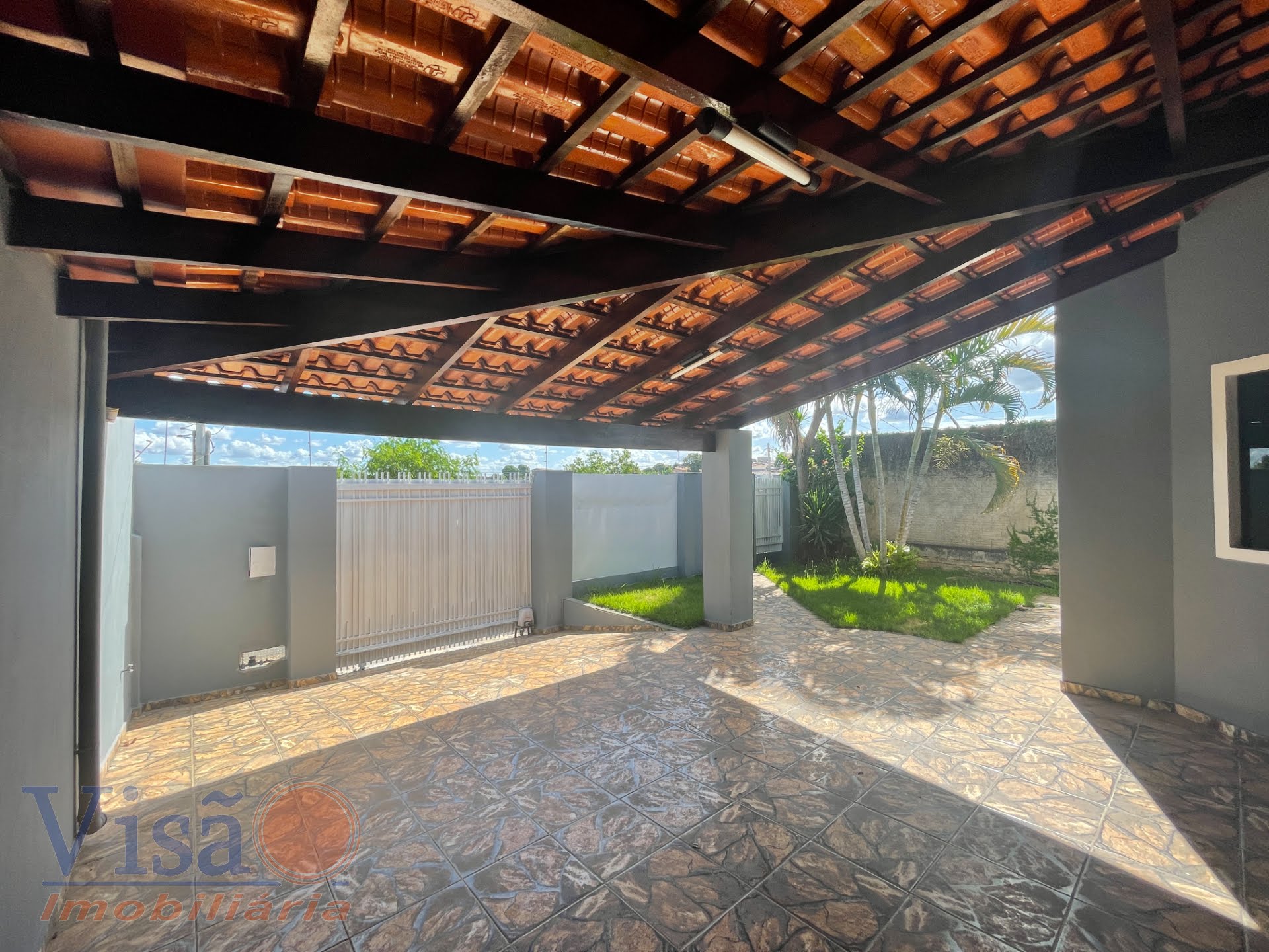 Casa à venda com 3 quartos, 1 suíte, 3 vagas e 360m² no Novo Horizonte, Paracatu (MG) — foto 6 de 25