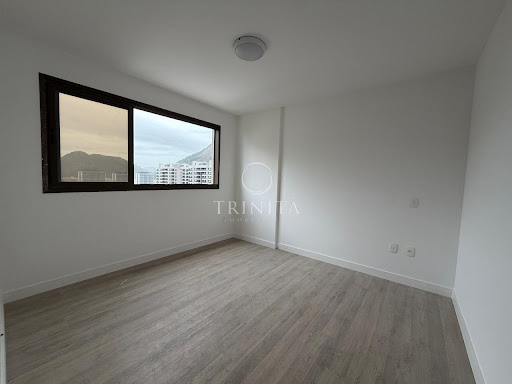 quarto-trinitaimobiliaria-elos-ilhapura