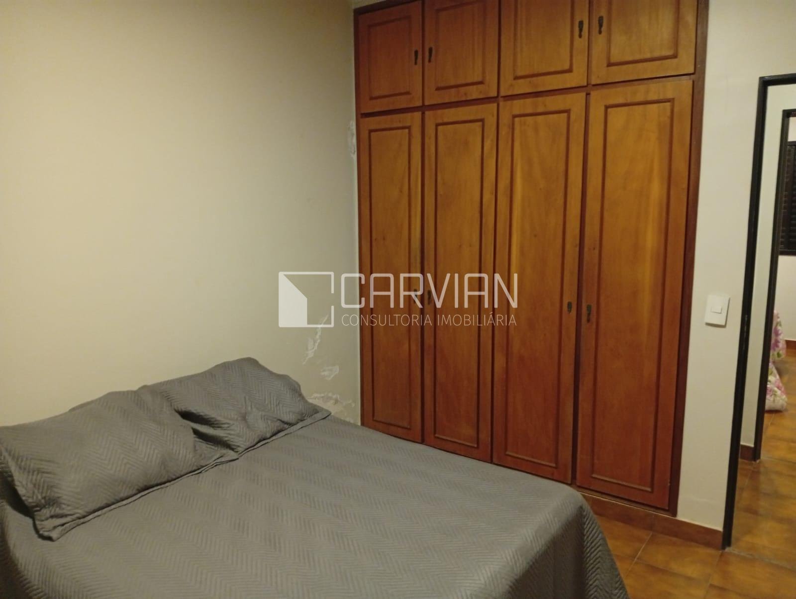 Casa à venda com 3 quartos, 1 suíte, 4 vagas e 220m² no Parque dos Bandeirantes, Ribeirão Preto (SP) — foto 13 de 30
