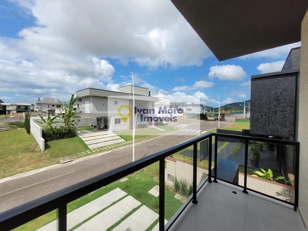 Casa à venda com 4 quartos, 3 suítes, 4 vagas e 270m² no São João do Rio Vermelho, Florianópolis (SC) — foto 16 de 27