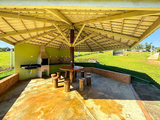 Lote / Terreno em Chácaras Santa Helena  -  Catalão