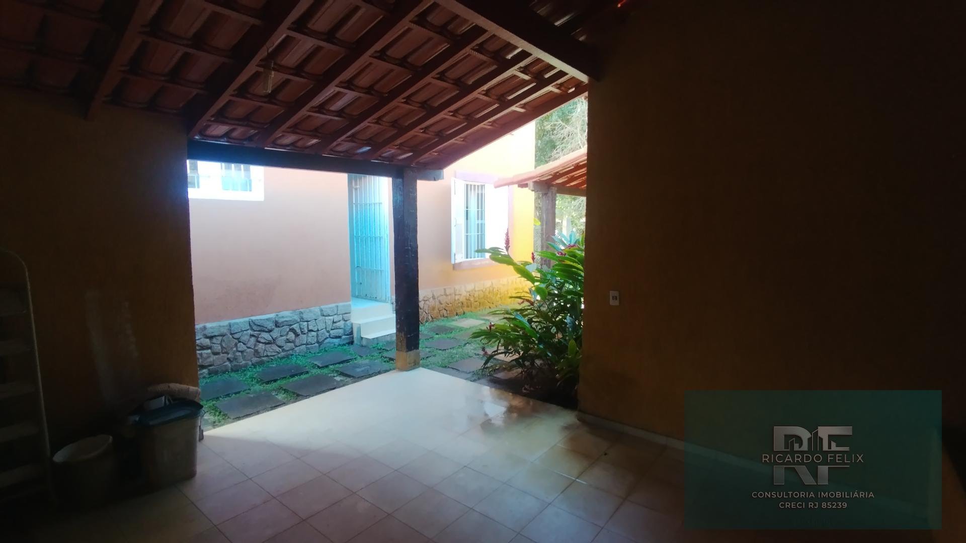 Casa à venda com 3 quartos, 1 suíte, 2 vagas e 480m² no Costazul, Rio das Ostras (RJ) — foto 27 de 30
