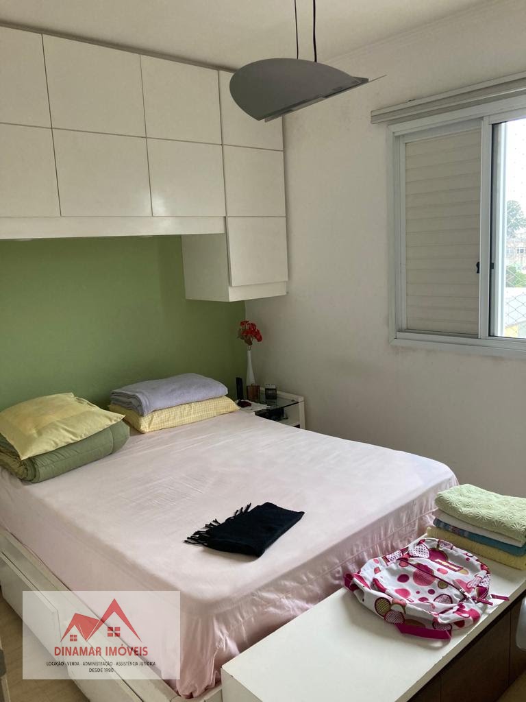 Quarto Casal
