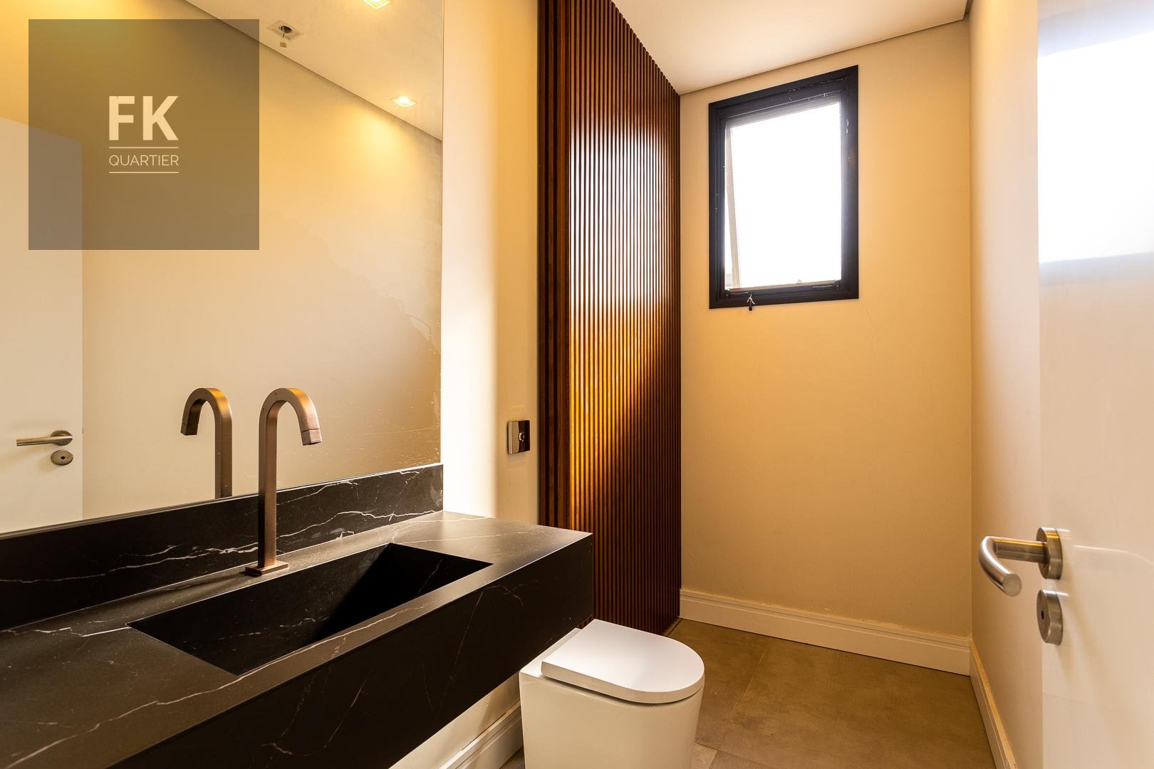 Casa à venda com 4 quartos, 4 suítes, 6 vagas e 440m² no Alphaville, Santana de Parnaíba (SP) — foto 9 de 30