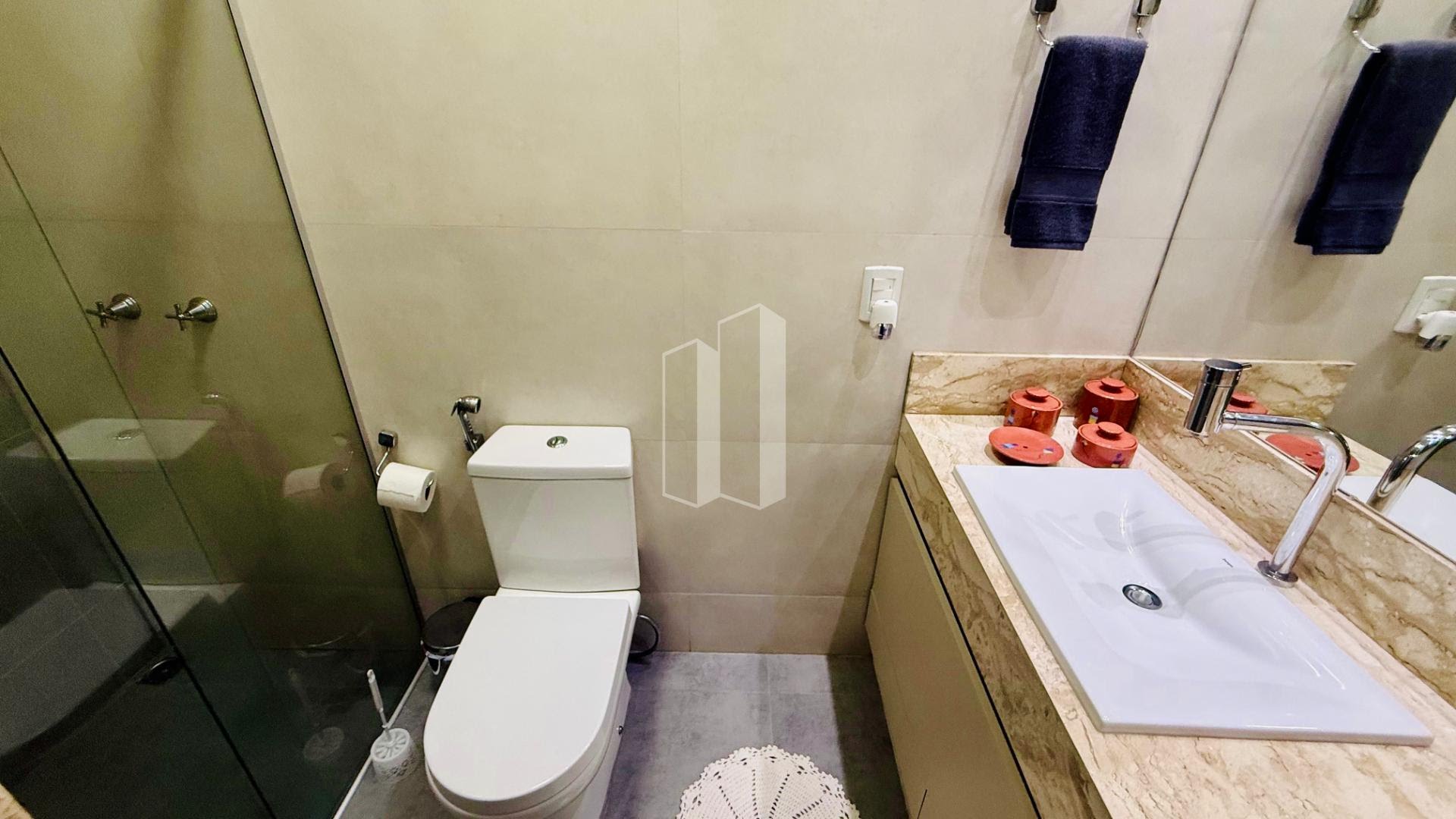 Casa à venda com 3 quartos, 3 suítes, 3 vagas e 240m² no Residencial Goiânia Golfe Clube, Goiânia (GO) — foto 21 de 30