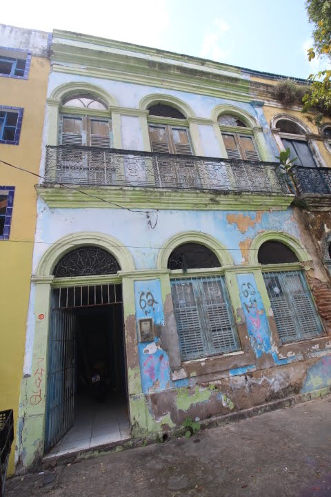 Casa à venda com 4 quartos, 2 banheiros e 245m² no Boa Vista, Recife — foto principal