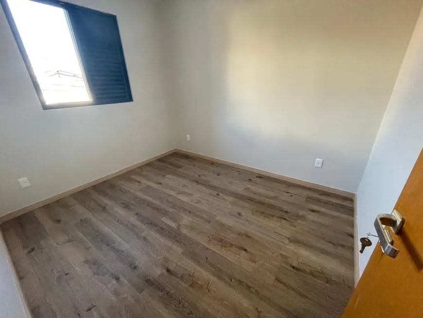 Casa à venda com 3 quartos, 1 suíte, 1 vaga e 110m² no Planalto, Belo Horizonte (MG) — foto 7 de 16