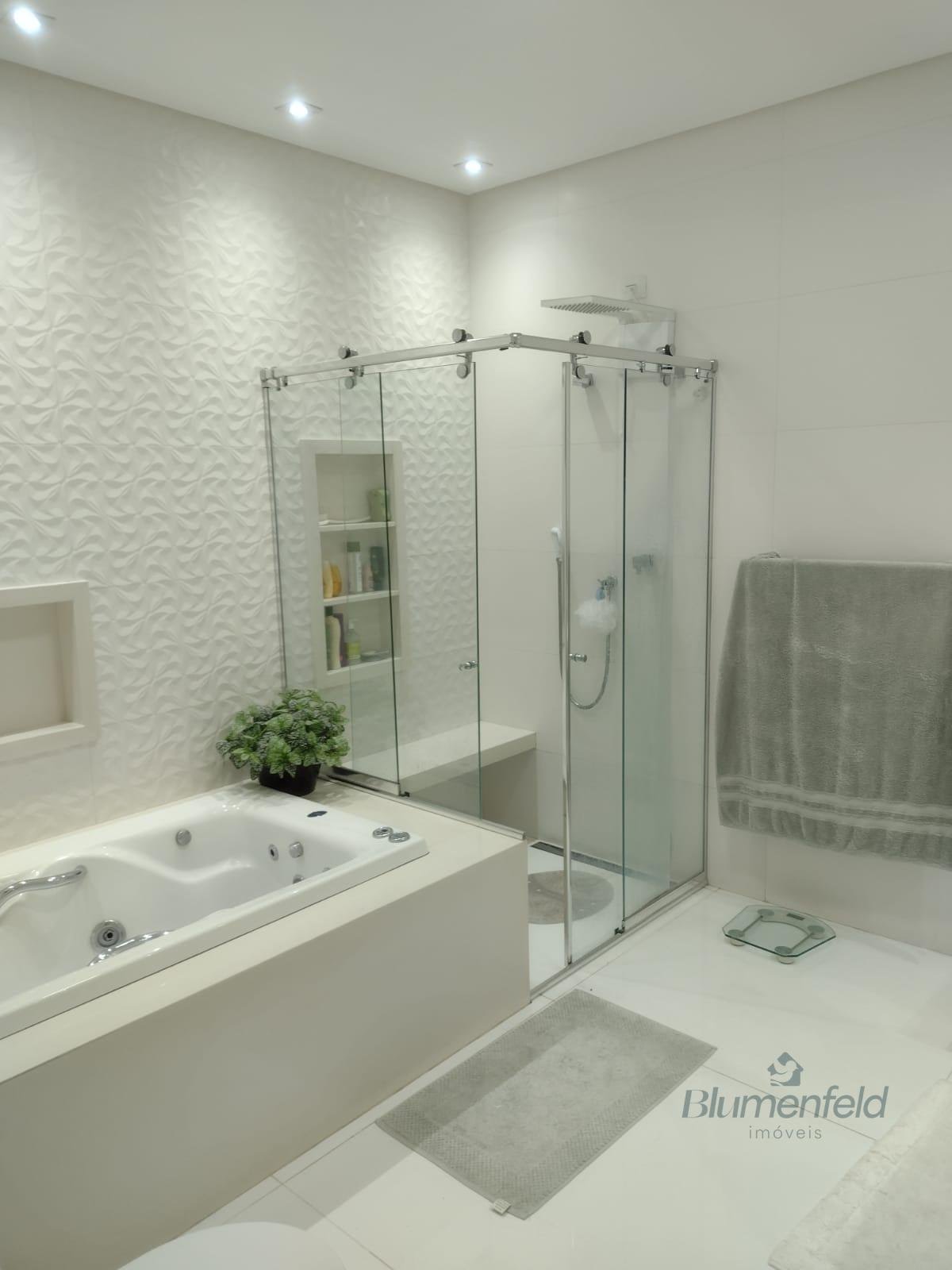 Casa à venda com 3 suítes, 3 vagas e 630m² no Condominio Arujazinho I II III, Arujá (SP) — foto 12 de 30