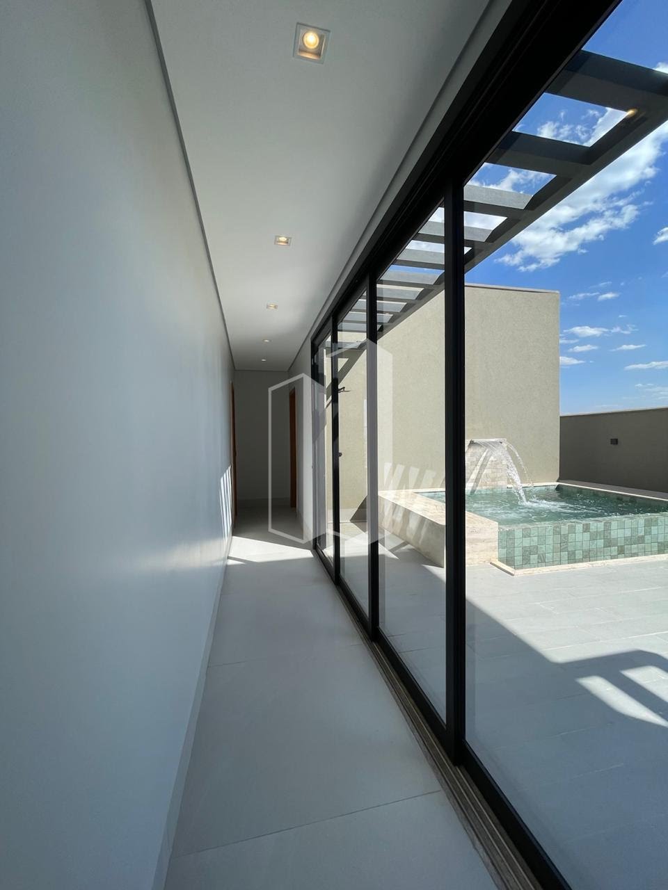 Casa à venda com 3 quartos, 3 suítes, 4 vagas e 207m² no Jardins Nápoles, Senador Canedo (GO) — foto 10 de 30