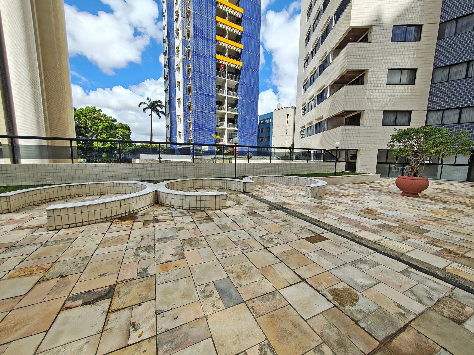 apartamento praça fleming com 3 quartos 2 suites e 3 vagas R3cife