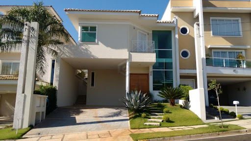 Casa à Venda e Locação em Sorocaba, 3 Suítes, 265m² – Chácaras Reunidas