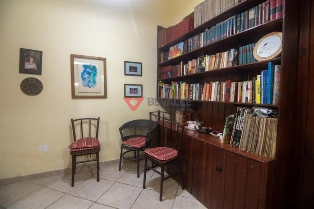 Casa à venda com 6 quartos, 3 suítes e 300m² no Botafogo, Rio de Janeiro (RJ) — foto 25 de 28
