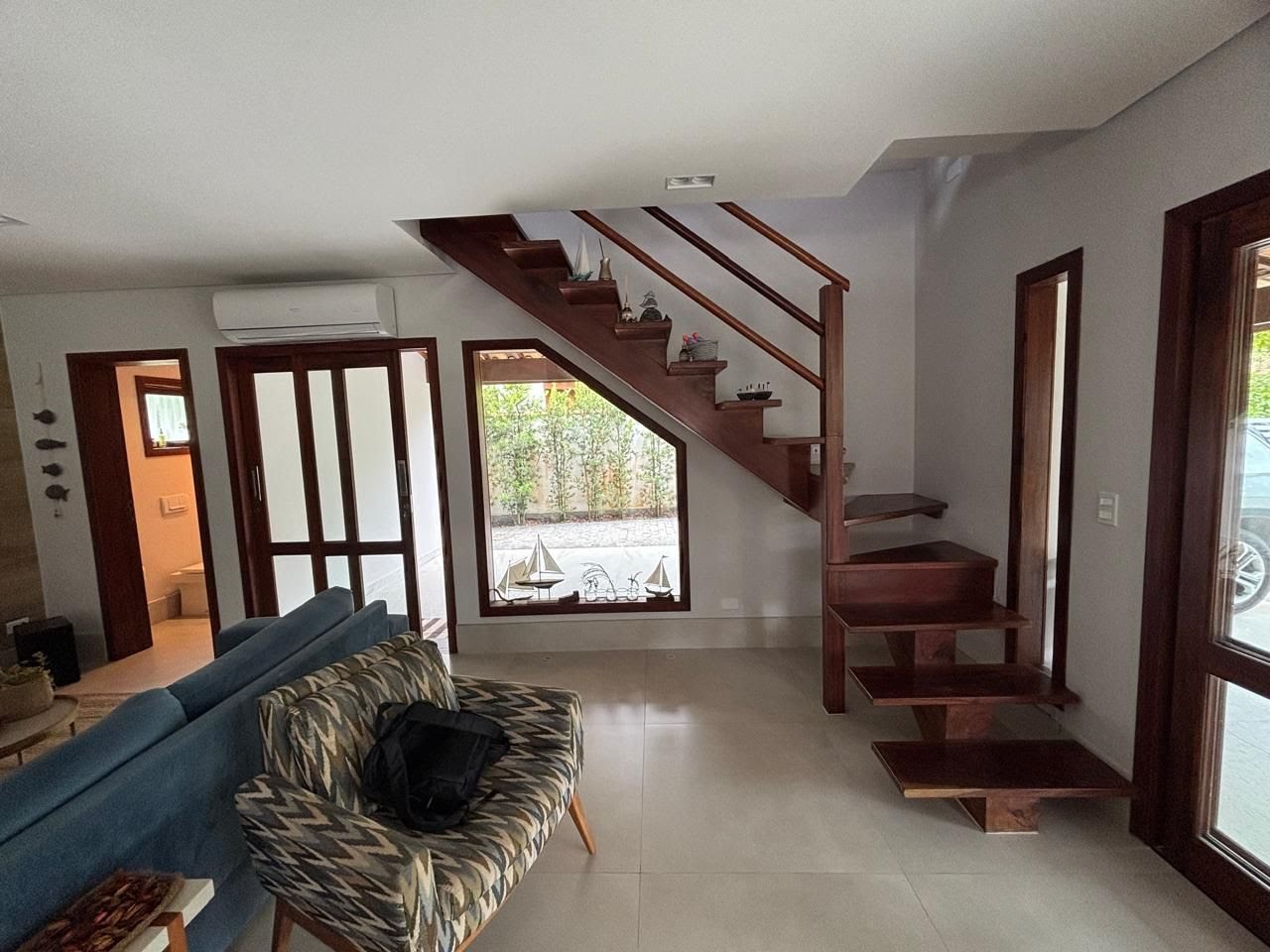 Casa à venda com 4 quartos, 6 banheiros, 2 vagas e 520m² no Itaguá, Ubatuba (SP) — foto 7 de 20