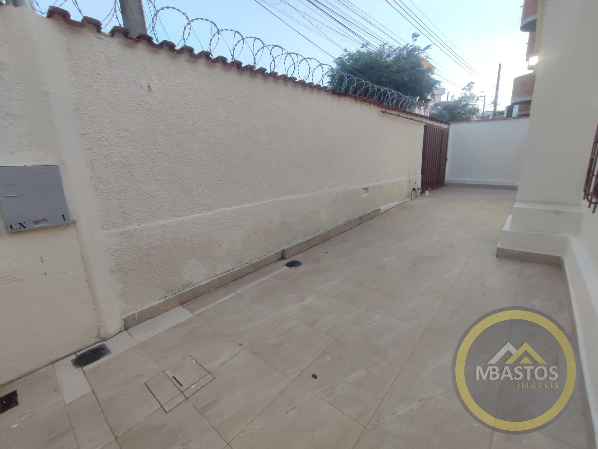 Área Externa Frontal, Garagem e Entrada e  da Casa