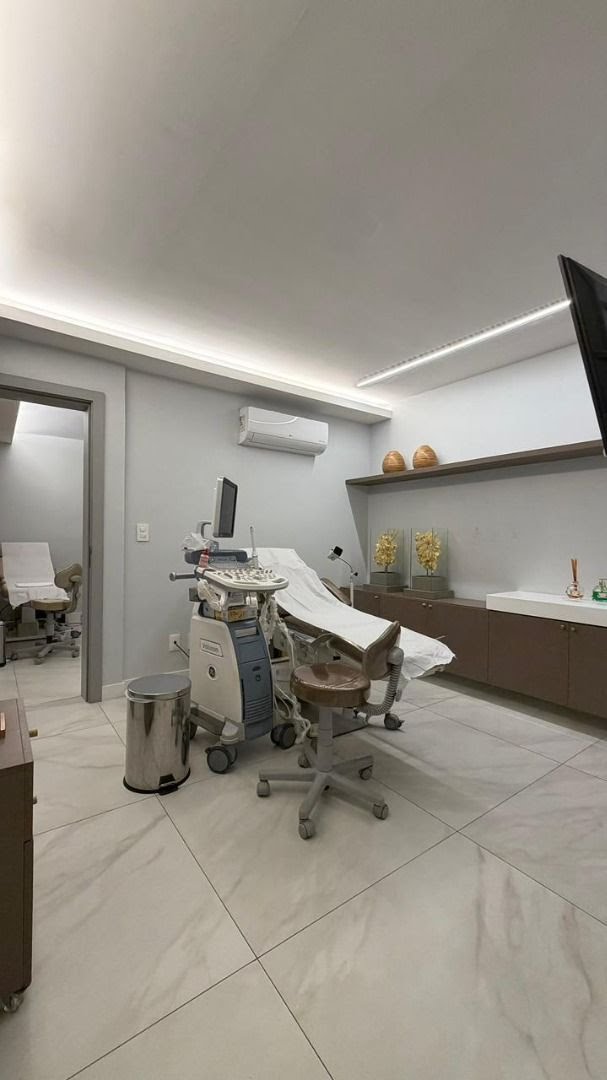 Casa à venda com 5 banheiros, 7 vagas e 168m² no Graças, Recife (PE) — foto 17 de 27