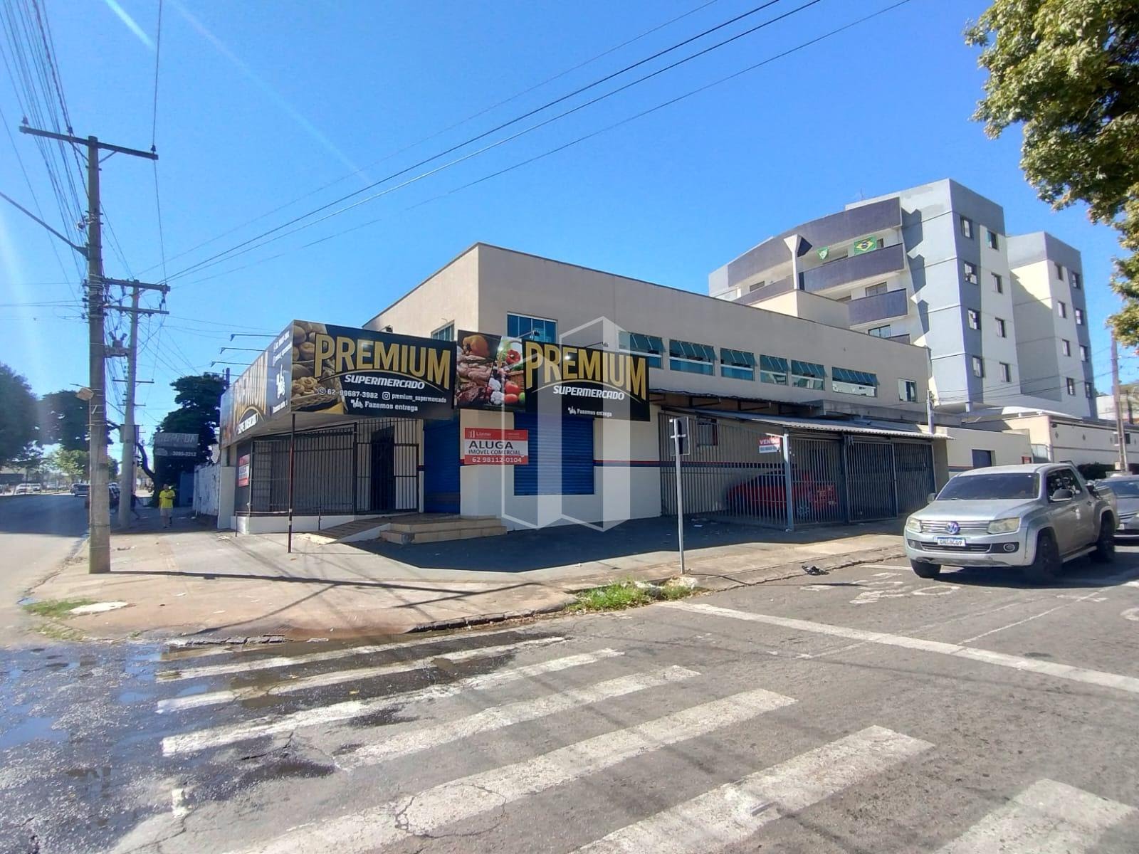 Comercial para alugar com 2 banheiros, 4 vagas e 356m² no Parque Amazônia, Goiânia — foto principal