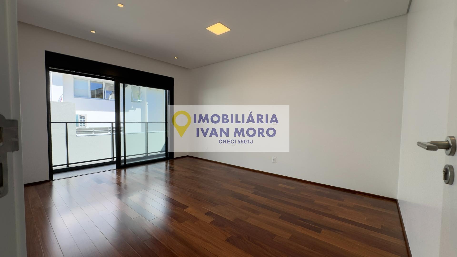 Casa à venda com 5 quartos, 5 suítes, 4 vagas e 467m² no Lagoa da Conceição, Florianópolis (SC) — foto 20 de 30
