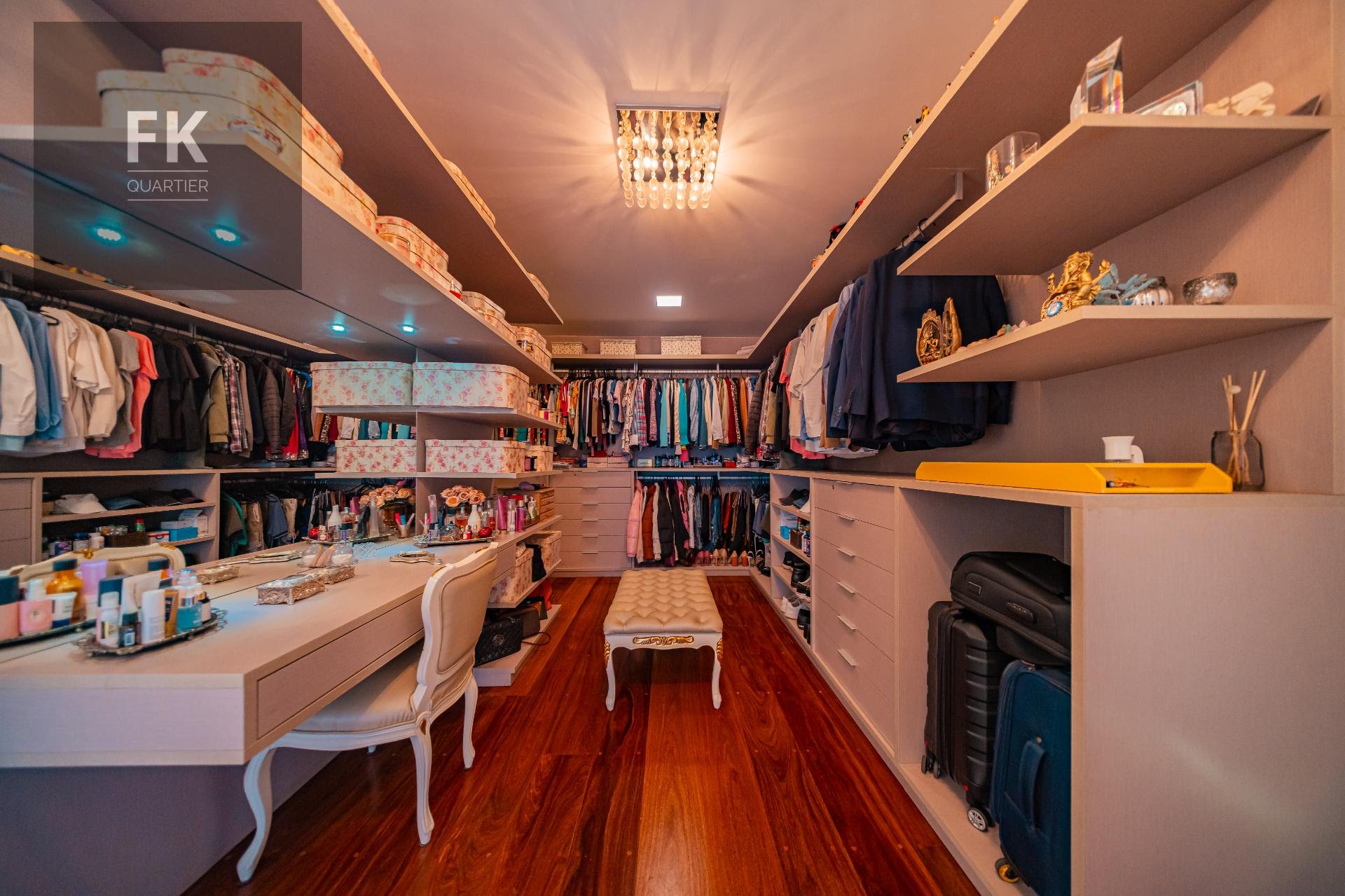 Casa à venda com 5 quartos, 5 suítes, 6 vagas e 400m² no Alphaville, Santana de Parnaíba (SP) — foto 21 de 30