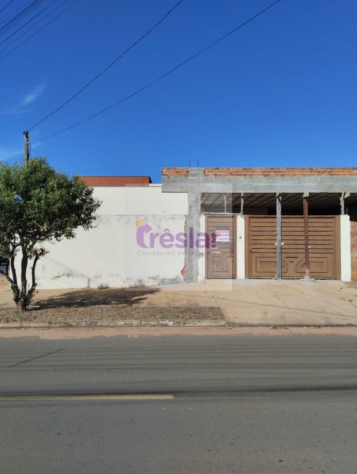 Casa à venda com 3 quartos, 3 banheiros, 4 vagas e 190m² no Santos Dumont, Três Lagoas — foto principal
