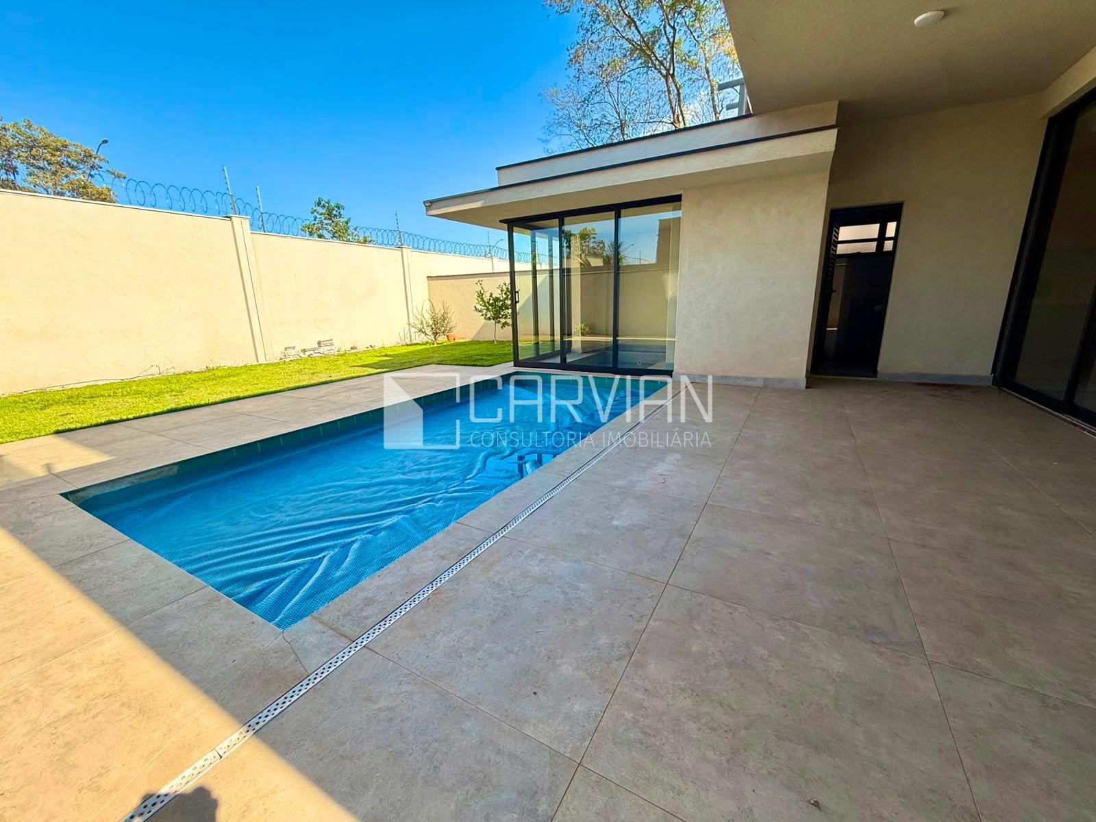 Casa para alugar com 3 quartos, 5 banheiros, 4 vagas e 318m² no Quinta da Primavera, Ribeirão Preto — foto principal