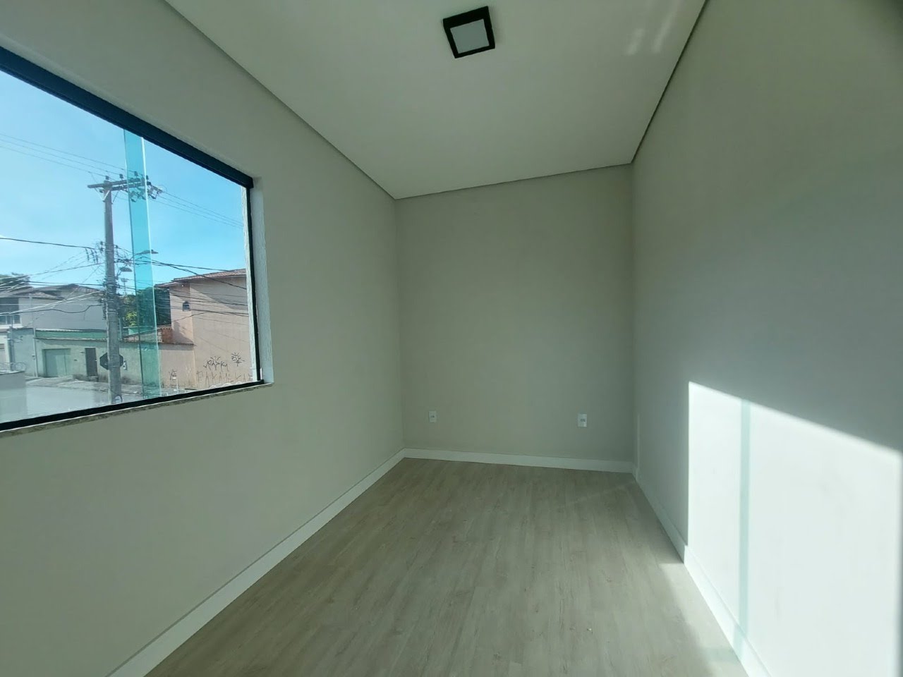 Casa à venda com 3 quartos, 1 suíte, 2 vagas e 80m² no Jardim Leblon, Belo Horizonte (MG) — foto 8 de 13