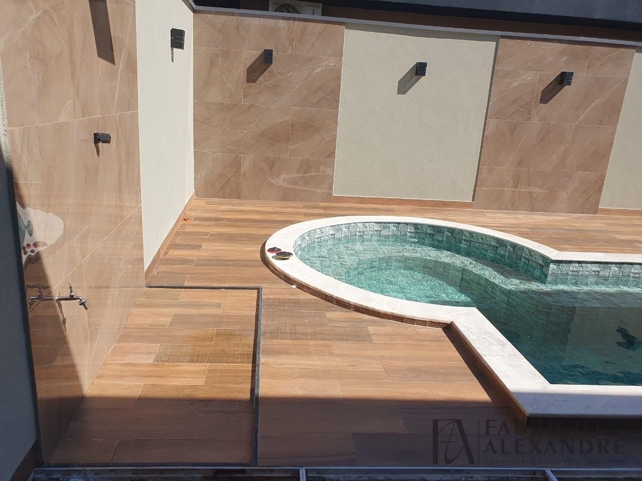 Casa à venda com 3 quartos, 1 suíte, 4 vagas e 200m² no Terravista Residence Club, Mirassol (SP) — foto 2 de 10