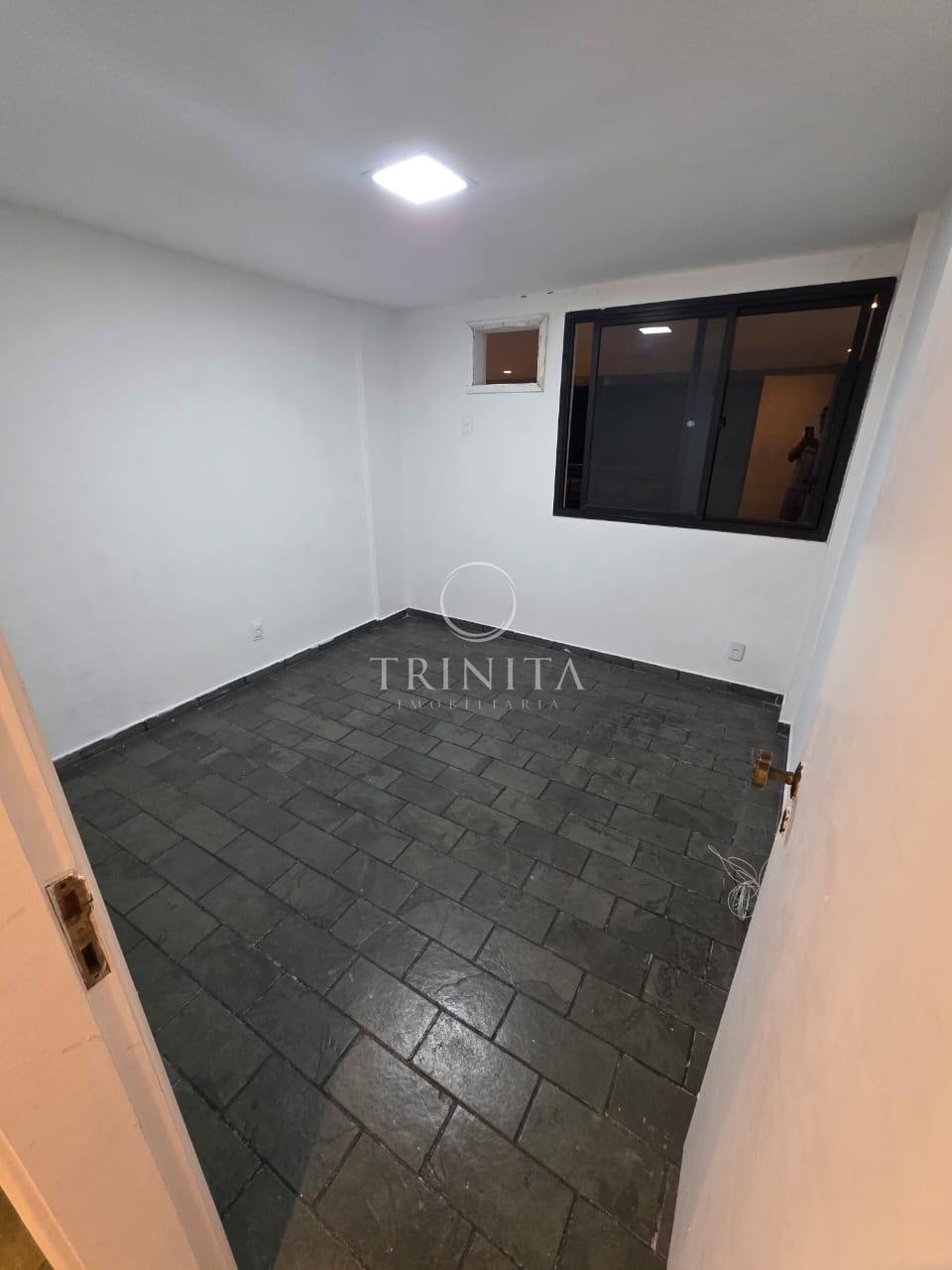 Apartamento - Quarto - Trinità Imobiliária