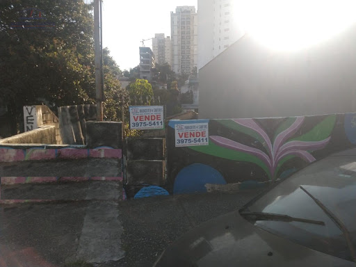 Vista da frente na rua Sepetiba