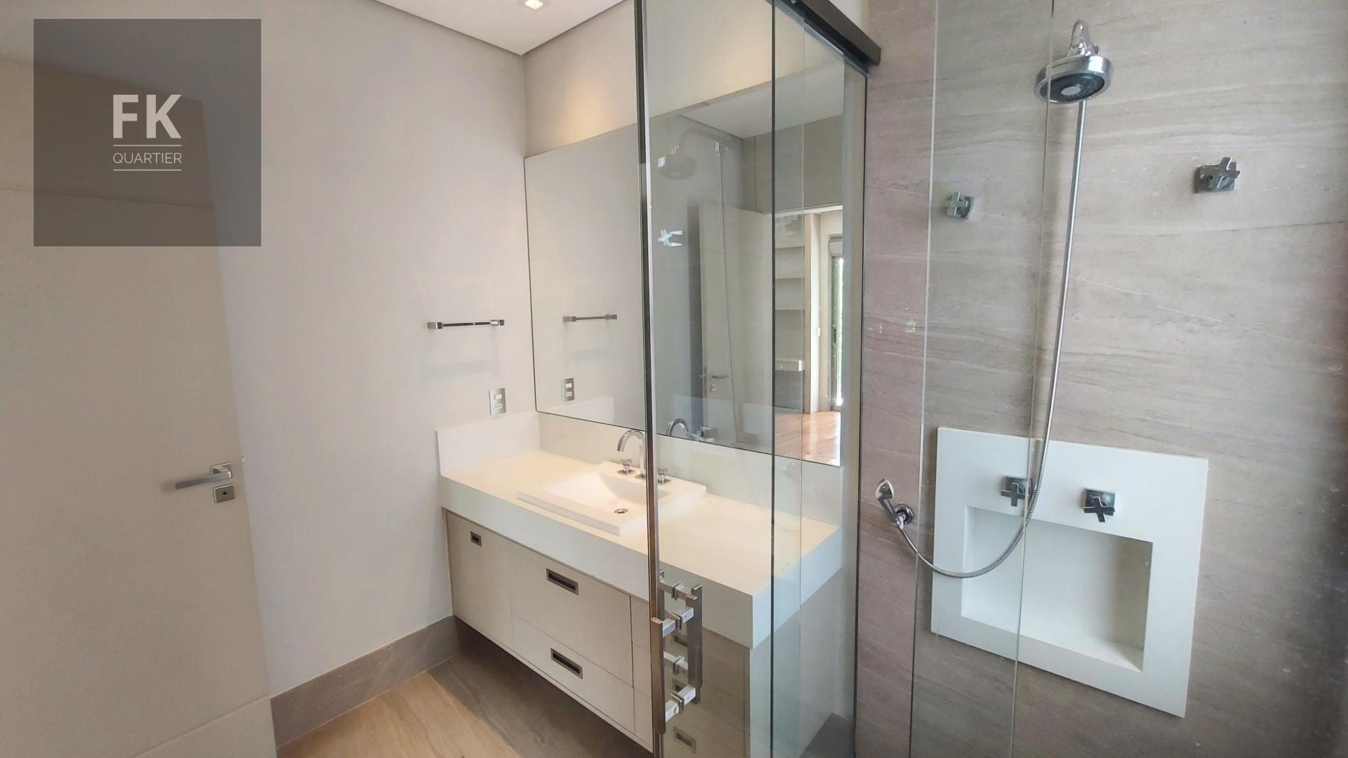 Casa à venda com 4 quartos, 4 suítes, 6 vagas e 448m² no Alphaville Conde II, Barueri (SP) — foto 20 de 30