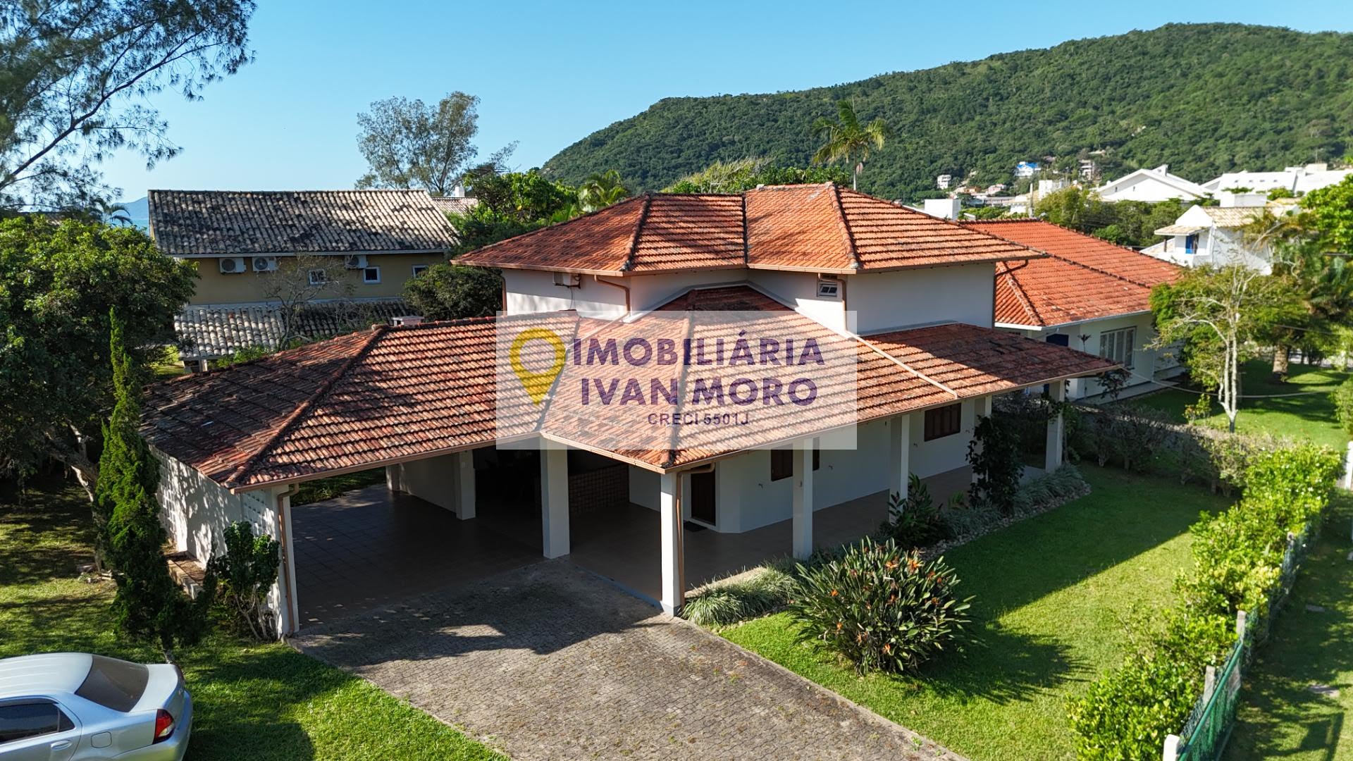 Casa à venda com 4 quartos, 1 suíte, 5 vagas e 203m² no Ponta das Canas, Florianópolis (SC) — foto 4 de 30