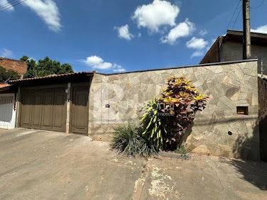 Casa em Jardim Bothanico  -  Jaboticabal
