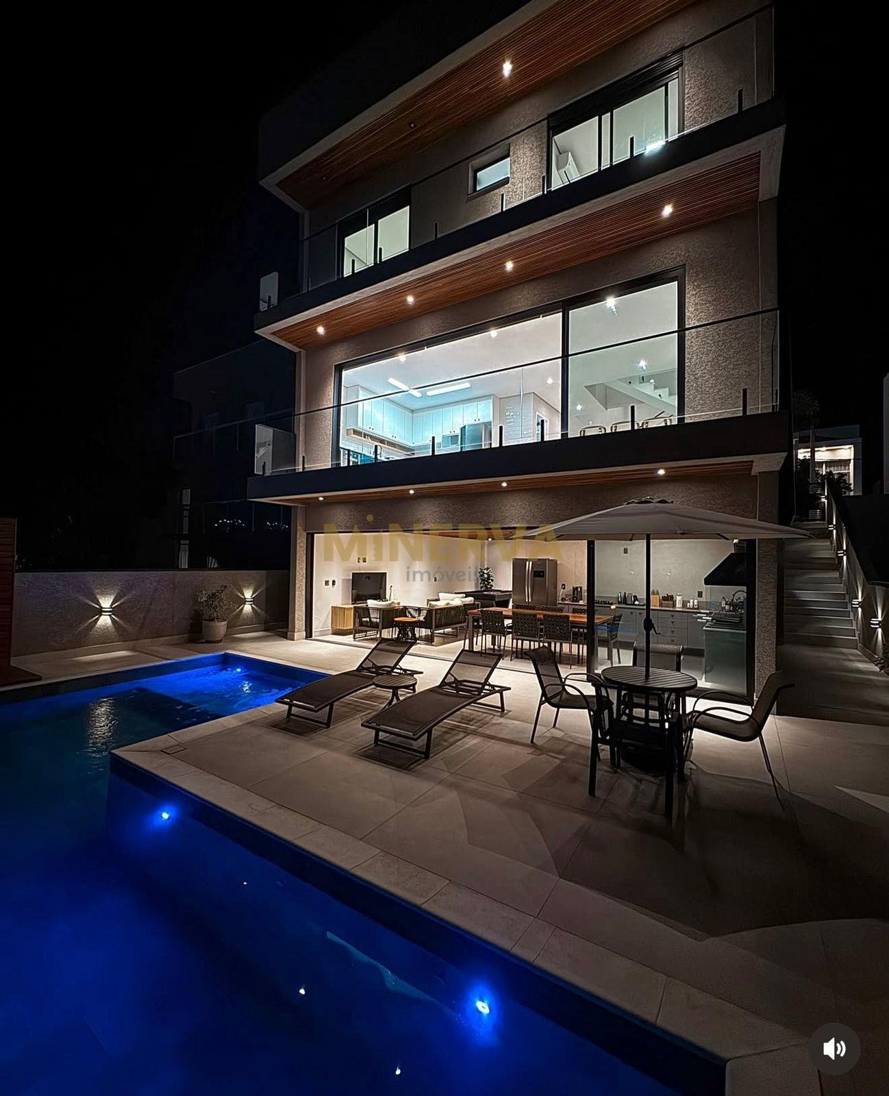 Casa à venda com 4 quartos, 4 suítes, 3 vagas e 330m² no Rio Abaixo, Atibaia (SP) — foto 18 de 23