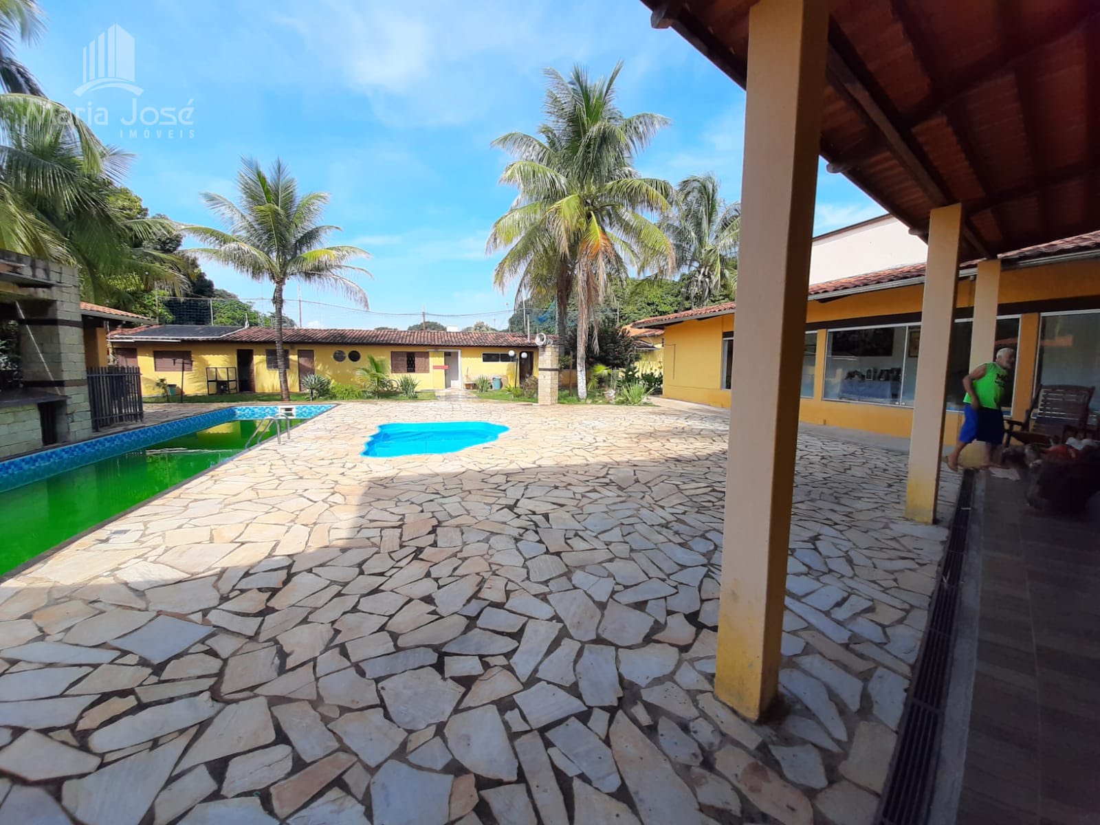 Casa à venda com 5 quartos, 3 suítes, 4 vagas e 1000m² no Titamar, Sete Lagoas (MG) — foto 10 de 21