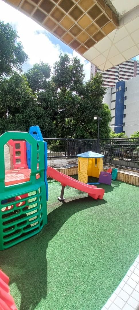 Apartamento à venda com 4 quartos, 1 suíte, 2 vagas e 180m² no Espinheiro, Recife (PE) — foto 20 de 27