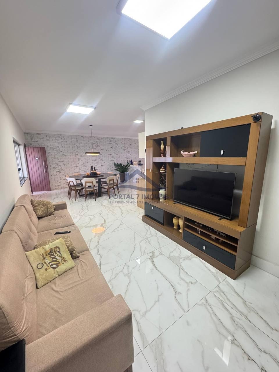 Casa à venda com 2 quartos, 1 suíte, 4 vagas e 300m² no Vale das Palmeiras, Sete Lagoas (MG) — foto 12 de 30