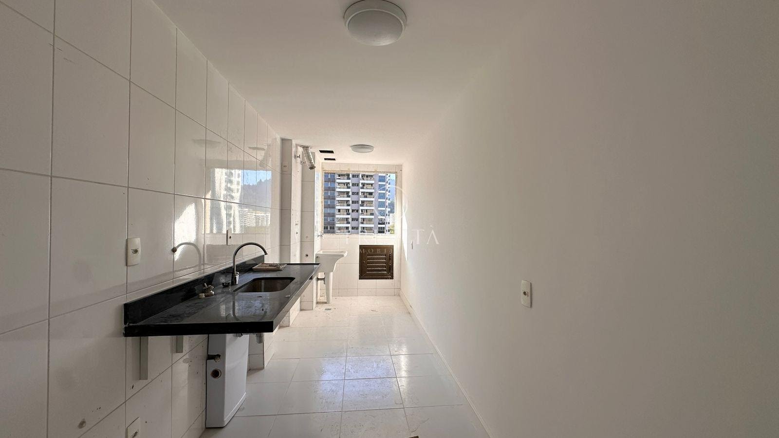 cozinha-trinitaimobiliaria-elos-ilhapura