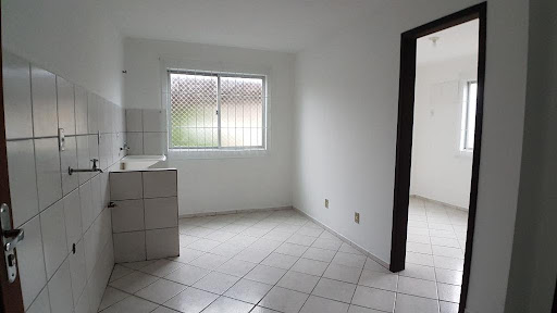 Cozinha, área de serviço e quarto