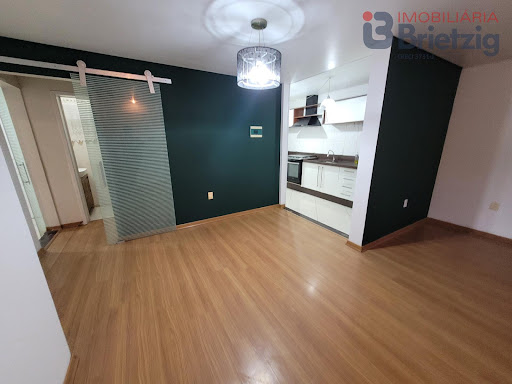 Casa para Locação em Bom Retiro, Joinville | 3 Dorms

