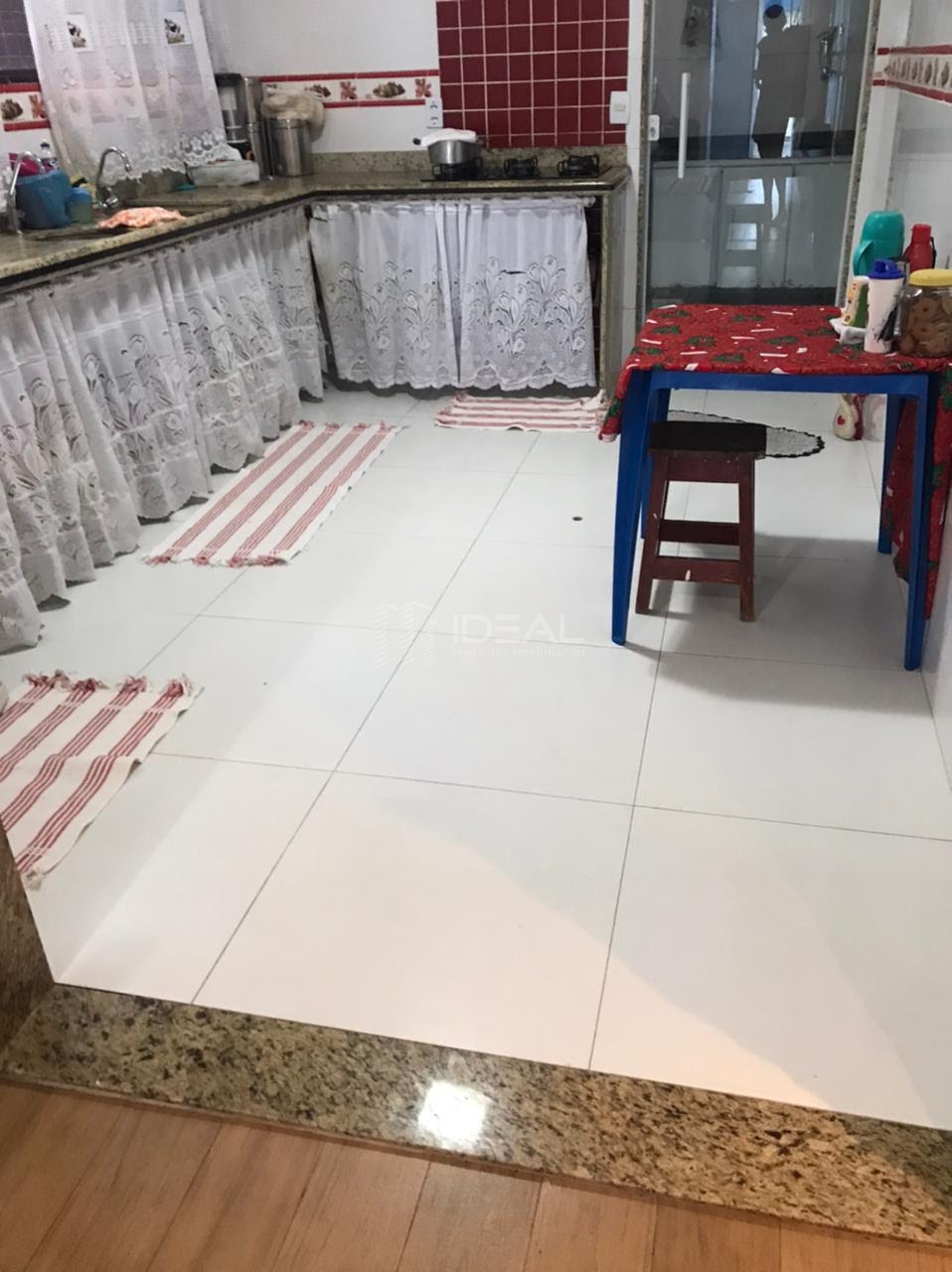 Casa à venda com 4 quartos, 3 suítes, 2 vagas e 200m² no Parque Aeroporto, Macaé (RJ) — foto 9 de 30