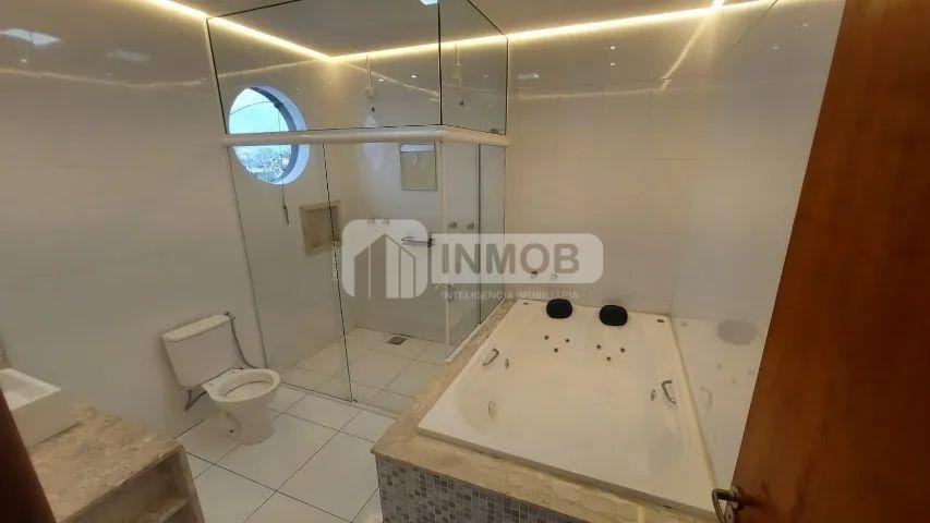 Casa para alugar com 3 quartos, 1 suíte, 4 vagas e 265m² no Piracangaguá, Taubaté (SP) — foto 7 de 14