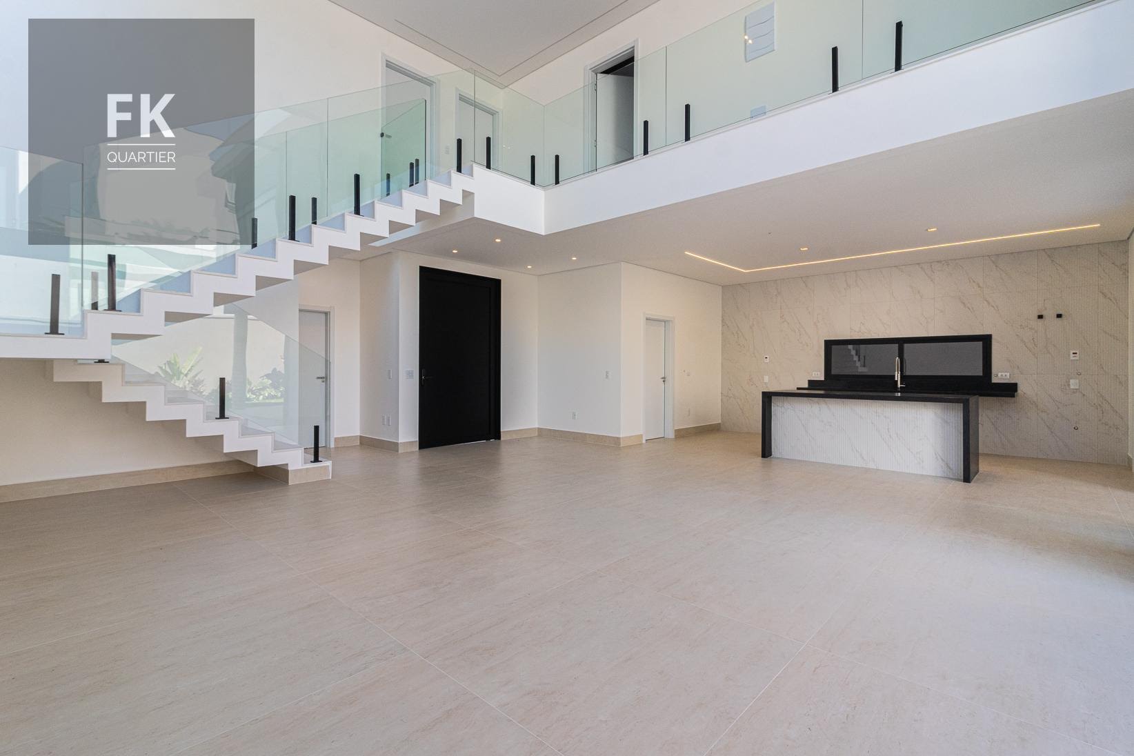 Casa à venda com 4 quartos, 4 suítes e 334m² no Alphaville, Santana de Parnaíba (SP) — foto 7 de 30