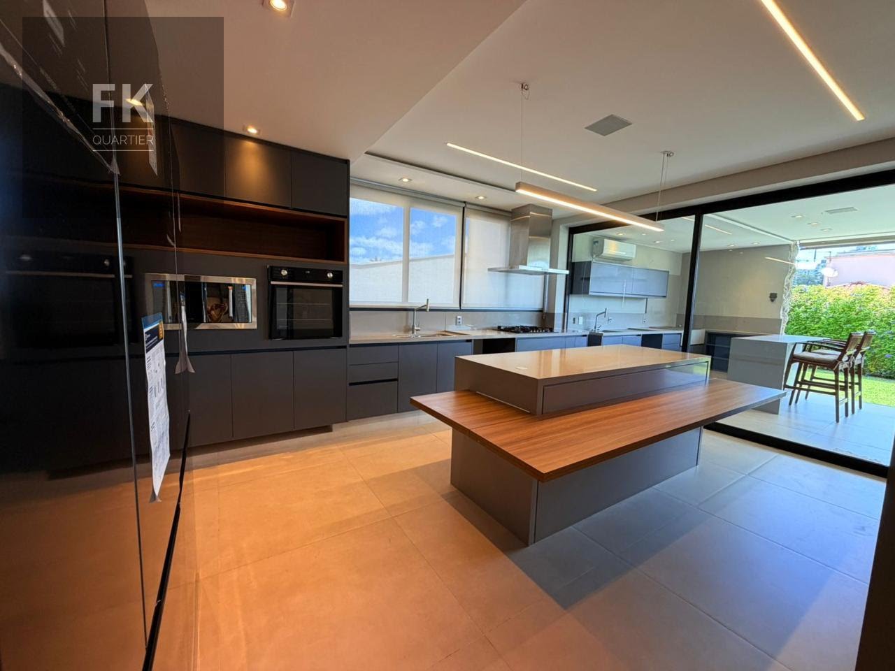 Casa à venda com 5 quartos, 5 suítes, 8 vagas e 800m² no Alphaville Residencial Um, Barueri (SP) — foto 20 de 30
