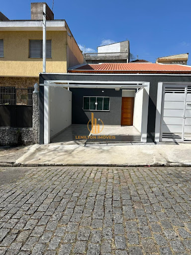 Casa à venda em Vila Vitória, Santo André | 3 dorms, suíte