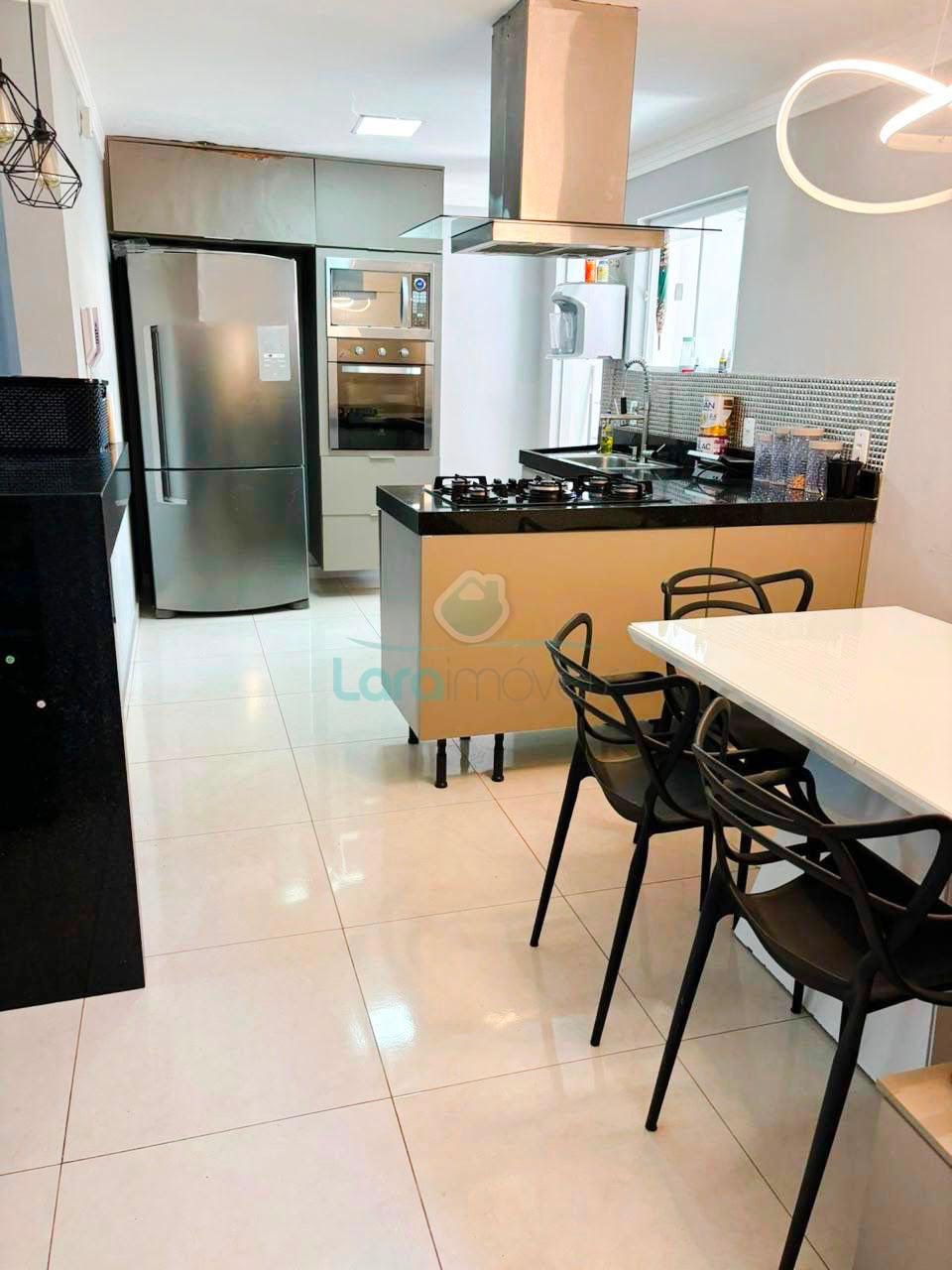 Apartamento à venda com 3 quartos, 1 vaga e 88m² no Riviera Fluminense, Macaé — foto principal