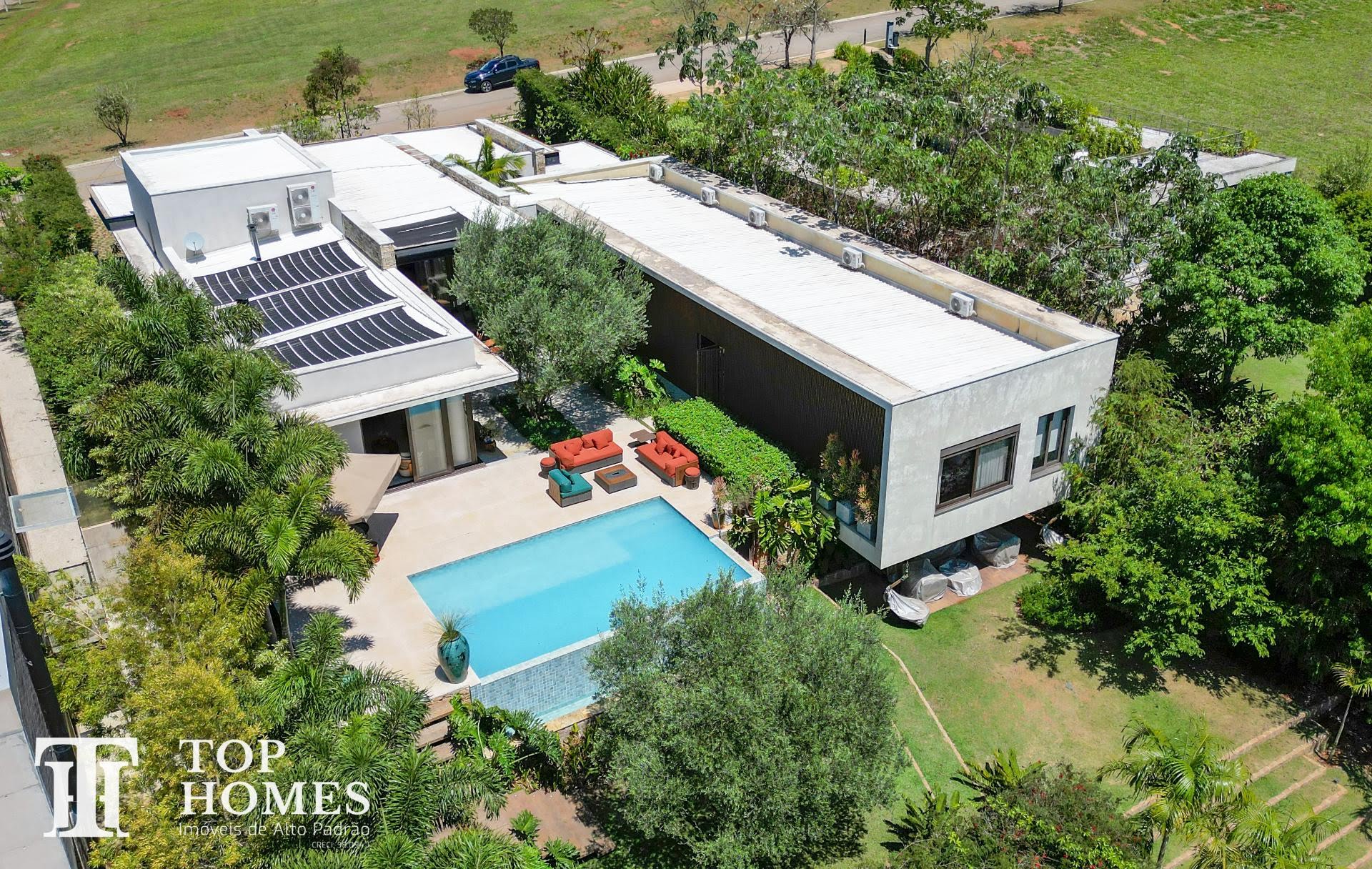 Casa/imóvel de luxo/alto padrão à venda no condomínio Fazenda Dona Carolina em Itatiba.